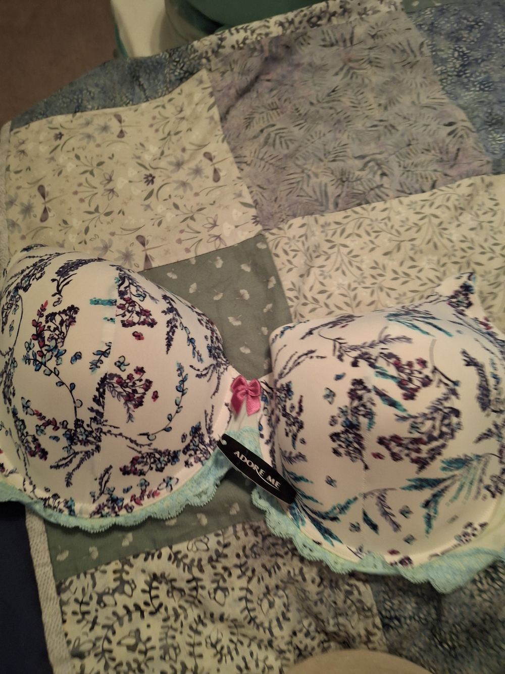 Adore Me Floral Lace Trim Underwire Bra in White and Teal